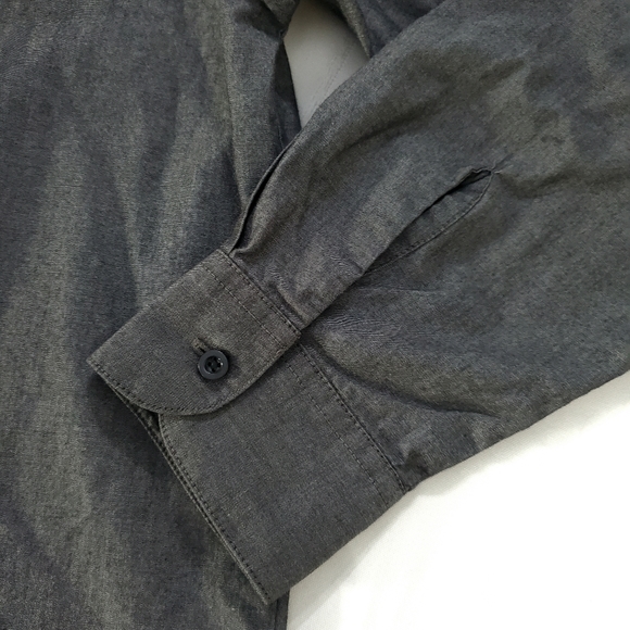 Izod Dark Gray Buttons Up Longsleeved Shirt / Jr's Large ( 14/16) - Picture 3 of 6